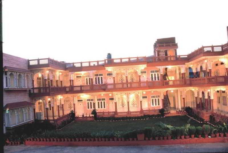 מלון Jaipur Darbar מראה חיצוני תמונה